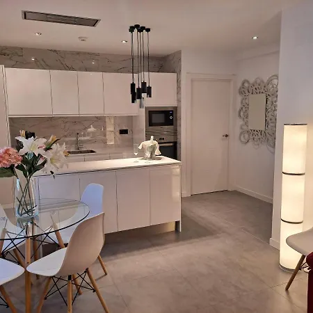 Levante 4*