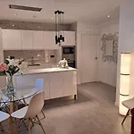Levante 4*
